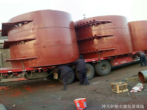 泊头市华康环保发往辽宁大连的3台冲天炉除尘器